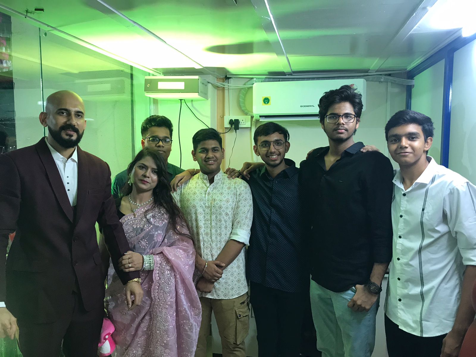 Group photo of 90+ scorers